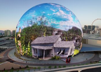 Inside 'Wizard of Oz' at Sphere opening night with celebrities, fans