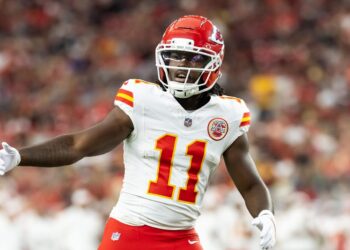 Aug 9, 2025; Glendale, Arizona, USA; Kansas City Chiefs wide receiver Jalen Royals (11) against the Arizona Cardinals during a preseason NFL game at State Farm Stadium. Mandatory Credit: Mark J. Rebilas-Imagn Images