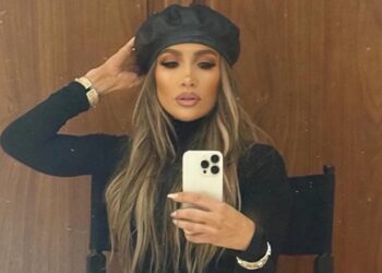 Jennifer Lopez Closes Her Up All Night Tour in a Lingerie Look