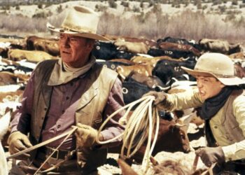 John Wayne gave co-star warning before filming iconic scene - Celebrity News - Entertainment
