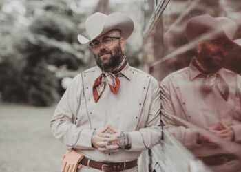 Joshua Hedley Announces New Western Swing Album “All Hat”