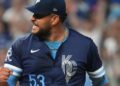 Kansas City Royals wriggle out of jam to win 3-1 over Chicago White Sox