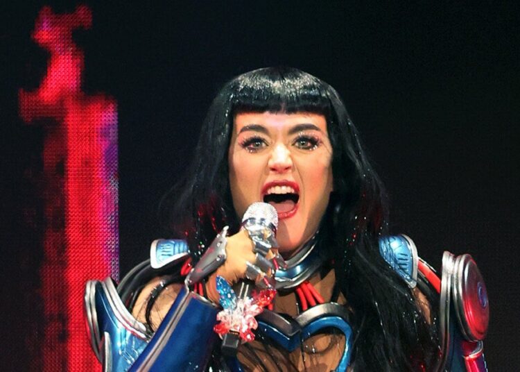 Katy Perry Stops Concert After Fan Collapses Onstage