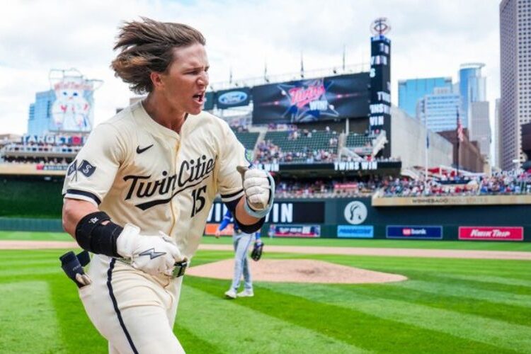 Keaschall's Walk-Off Homer Lifts Twins Over Royals in Extras