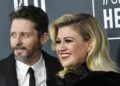 Kelly Clarkson postpones shows as ex battles unknown illness - Celebrity News - Entertainment