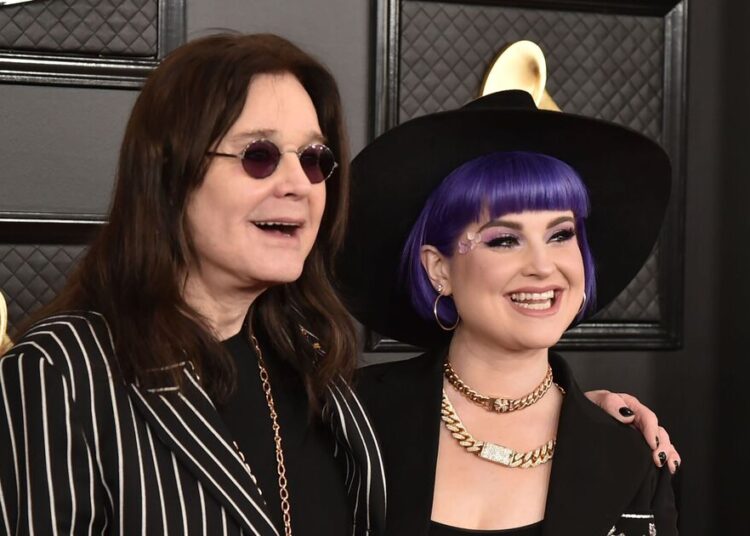 Kelly Osbourne brands WWE star 'dirtbag' for using Ozzy's death - Celebrity News - Entertainment
