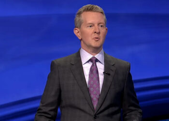 Ken Jennings shown hosting Jeopardy in Happy Gilmore 2.