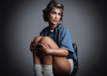 Kiah Olivea Embraces All Forms of Love in Soulful New Single “Let Love In”