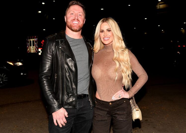 GettyImages-1434565351 Kim Zolciak Demands Kroy Jail