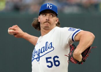 Chicago White Sox v Kansas City Royals