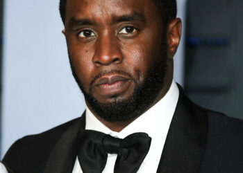 Diddy arrives at the 2018 Vanity Fair Oscar Party held at the Wallis Annenberg Center for the Performing Arts