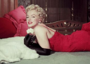 Marilyn Monroe's autopsy coroner makes shocking claim - Celebrity News - Entertainment