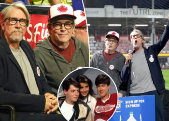 Matthew Broderick, Alan Ruck have 'Ferris Bueller' sing-along at ballpark