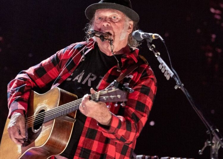 Neil Young slams Donald Trump over 'fascist rules' in new protest track - Music - Entertainment