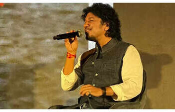 Papon unveils new ghazal at an event in the city