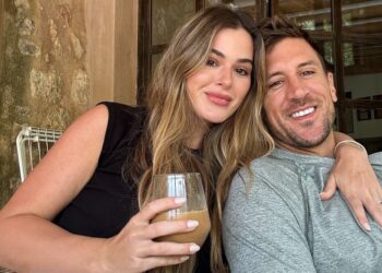 Pregnant JoJo Fletcher Pens 'Emotional' Tribute to Jordan Rodgers
