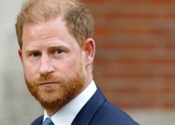 Prince Harry savaged for 'total mess' after prioritising 2 things | Royal | News