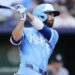 Rave fills in nicely for Pasquantino in Royals' 6-2 victory over the White Sox