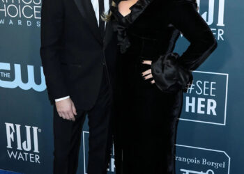 Kelly Clarkson and Brandon Blackstock at 25th Annual Critics' Choice Awards