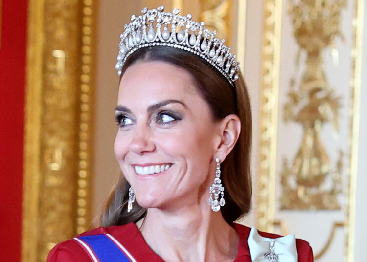 Royal Butler Says Kate’s a Natural – PureWow
