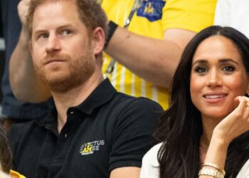 Royal Family LIVE: Meghan's court case 'risks breaking Harry's peace' | Royal | News