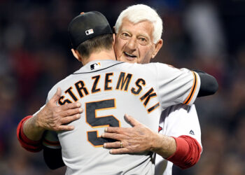 Royals’ Mike Yastrzemski tops Red Sox legend in 1 key stat