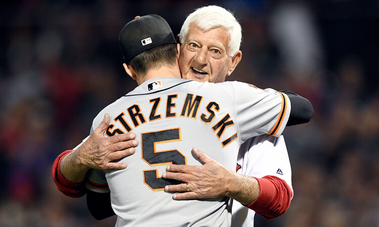 Royals’ Mike Yastrzemski tops Red Sox legend in 1 key stat
