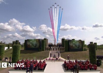 Royals and veterans mark VJ Day 80 years on