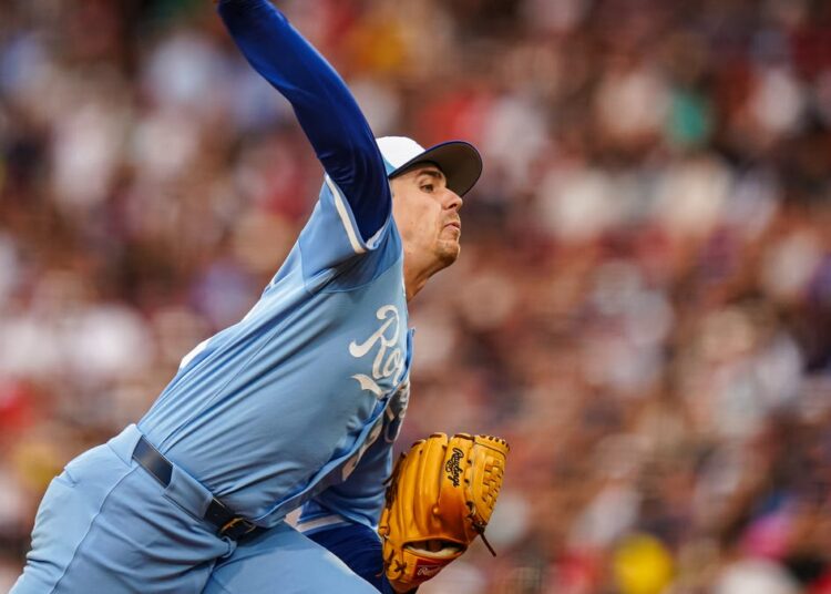 Royals at Twins odds, picks and predictions