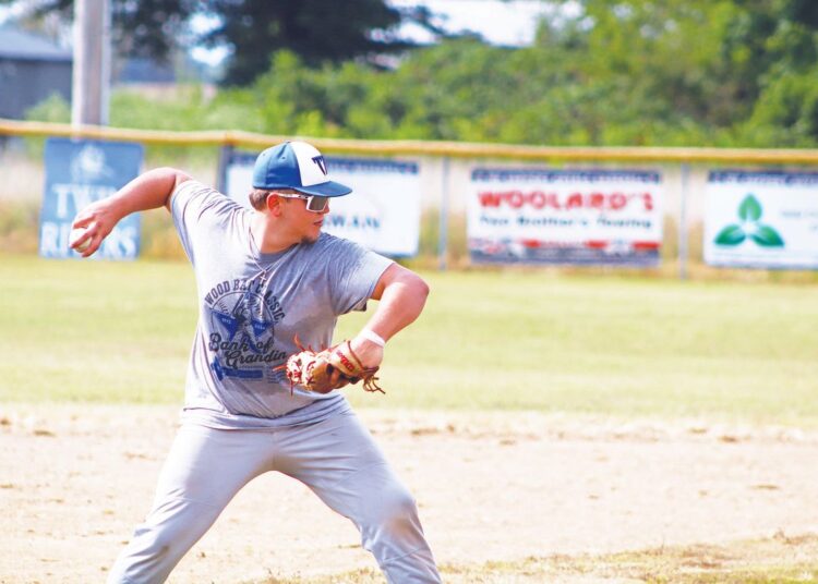 Royals hope to build off last season success