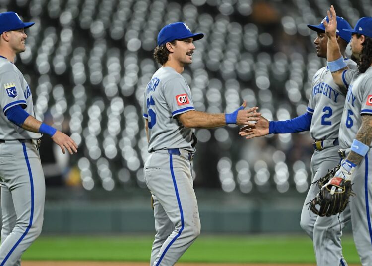 Kansas City Royals v Chicago White Sox