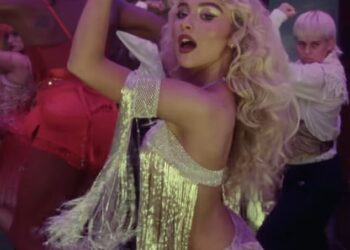 Sabrina Carpenter enlisted a well-known actor for her latest music video