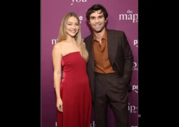 See Every Stunning Photo of Madelyn Cline at the Charleston Premiere of The Map That Leads to You