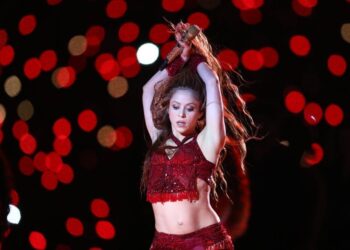 Shakira, Billie Eilish, Lana Del Rey and more celebs on July 4 flood