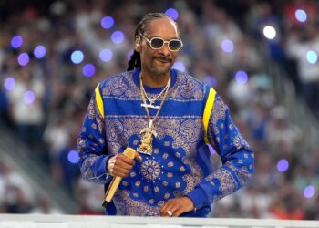 Snoop Dogg to headline AFL grand final entertainment