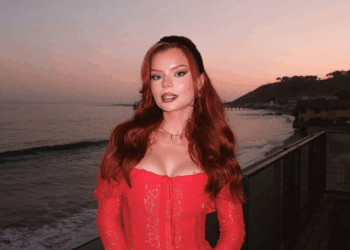 Social Media Celebrity Anastasile Details How She Has ‘Redefined’ What It Means To Be A Beauty Influencer – Star Magazine