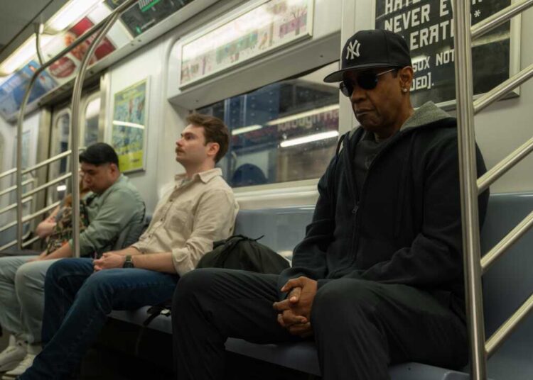 Denzel Washington plays music mogul David King in Highest 2 Lowest.