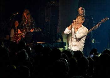 Suede play new album 'Antidepressants' in full alongside fan favourites and rarities at London's Southbank Centre