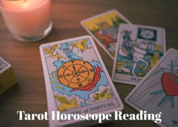 Tarot Horoscope Today: Zodiac Sign Predictions for August 15, 2025 (Freepik)