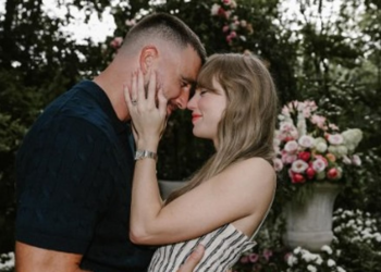 Taylor Swift and Travis Kelce Announce Engagement