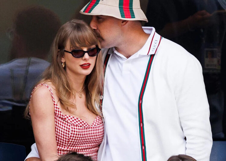 Taylor Swift and Travis Kelce put on a VERY loved-up display at the US Open