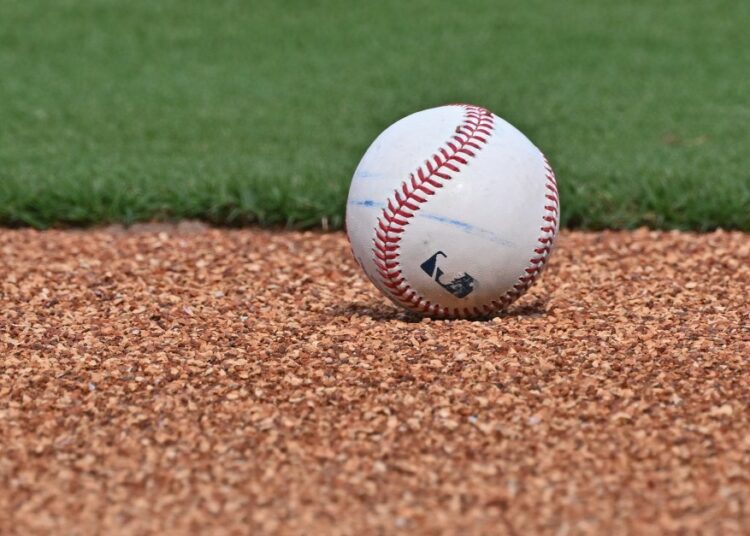 Texas Rangers score two runs, lose to Kansas City Royals