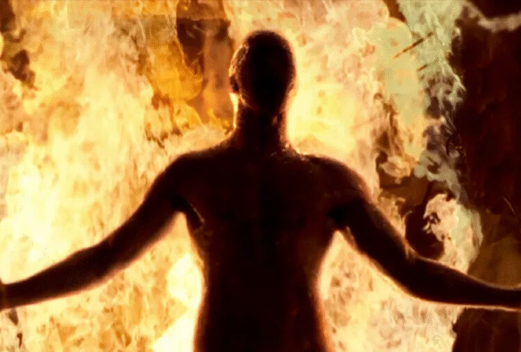 V’s origin in <em>V For Vendetta</em>