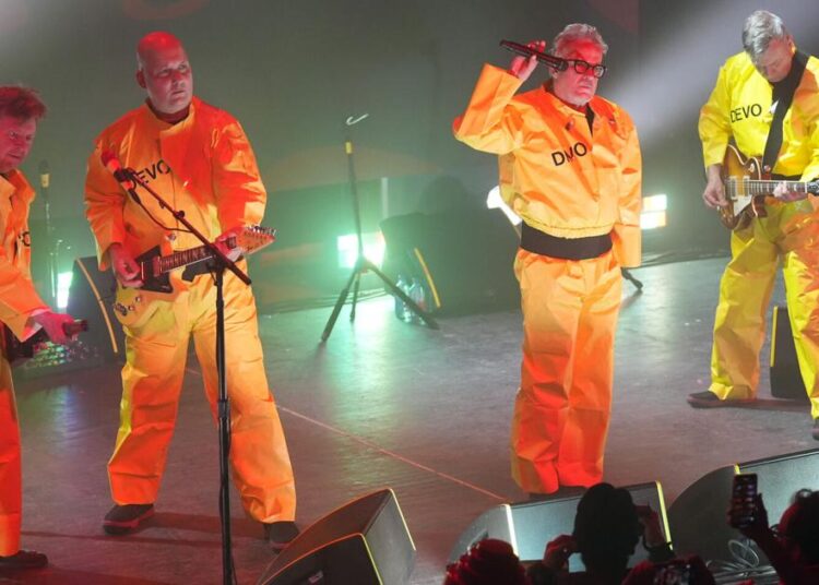 The story behind Devo’s ‘Whip It’ and their misunderstood legacy | Entertainment