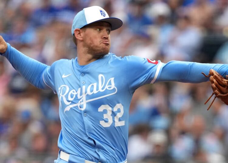 Detroit Tigers v Kansas City Royals