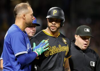 Toronto Blue Jays v Pittsburgh Pirates