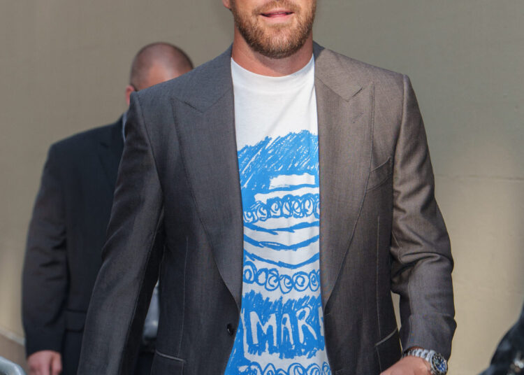 Travis Kelce Can’t Just ‘Waltz Into’ Acting Career, Warns Source: He ‘Has Dues to Pay’ (Exclusive) – Star Magazine