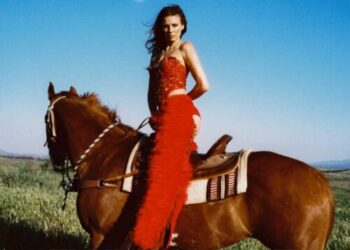 Twinnie dances the night away in new song “Giddy Up” » // MELODIC Magazine