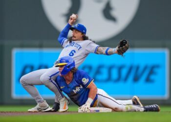 Twins power past Royals in series opener - Field Level Media - Professional sports content solutions