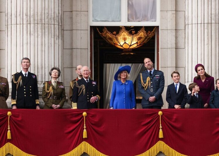 Two senior royals are mysteriously absent from Royal Family's VJ Day plans | Royal | News